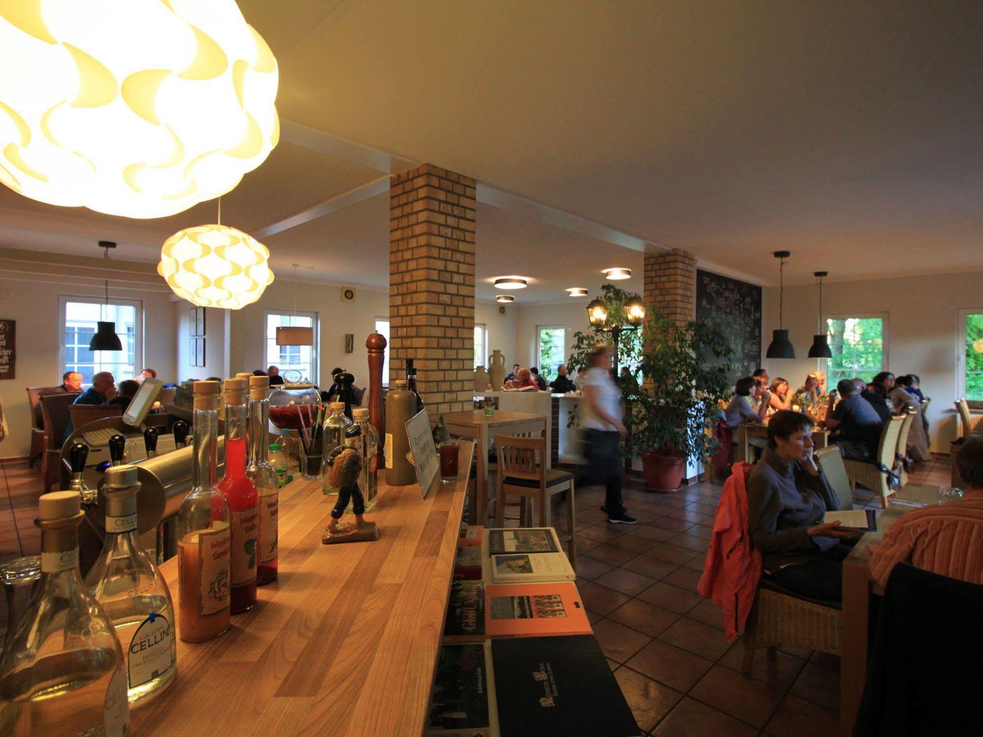 Hotel Mueritz-Park Boek Extérieur photo